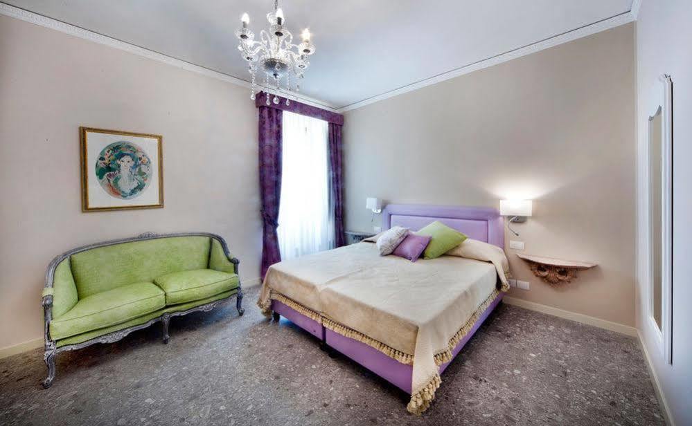 Porta Di Mezzo Luxury Suites & Rooms Taormine Extérieur photo